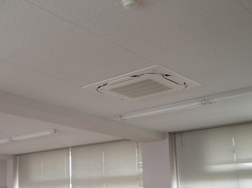 滋賀県立学校空調設備整備およびサービス提供（3校）　画像03